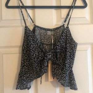 Never worn Boutique Tie Up Crop Top